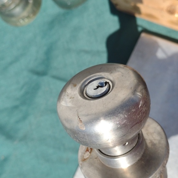 Silver Metal Door LockSet - Picture 2 of 3